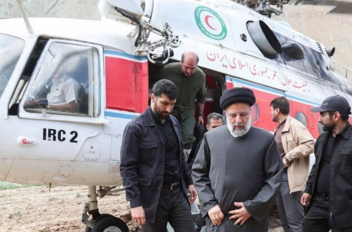 Helicopter carrying Iranian President crashes